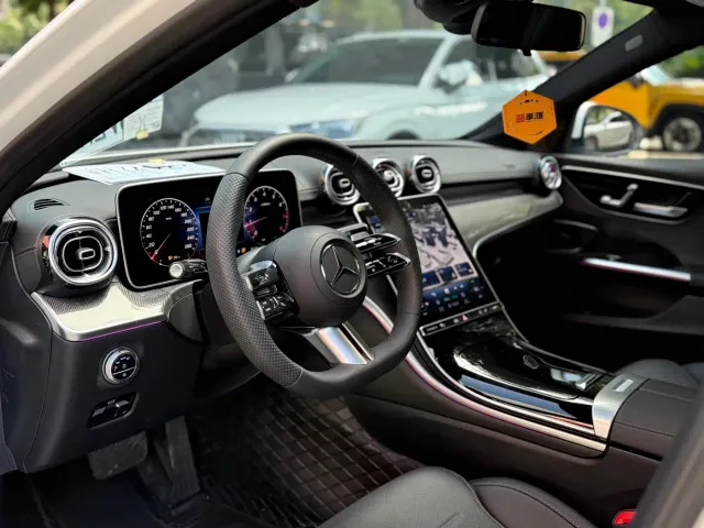 Mercedes-Benz C-Class — Фото автомобиля 7