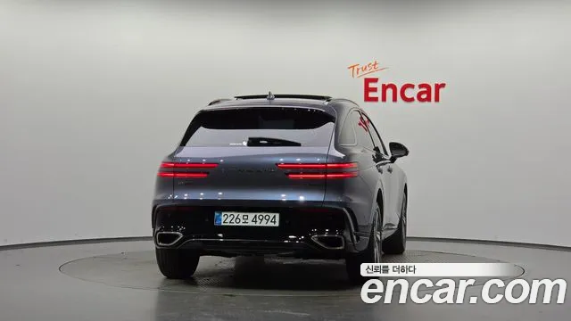 Genesis GV70 2.5T Бензин AWD — Фото автомобиля 2