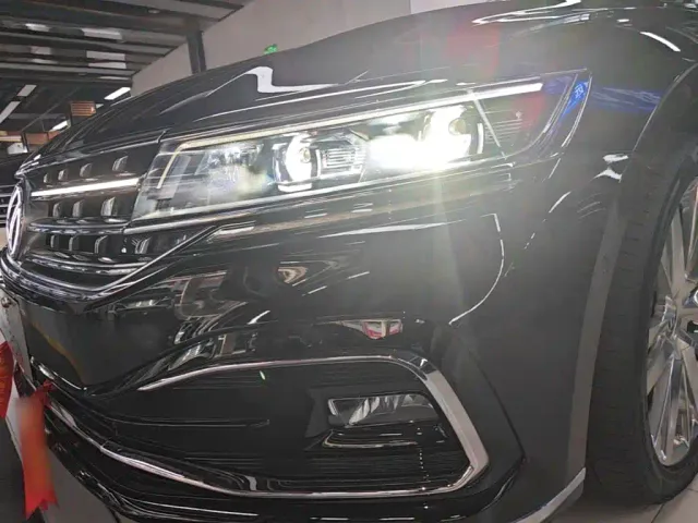 Volkswagen Phideon — Фото автомобиля 23