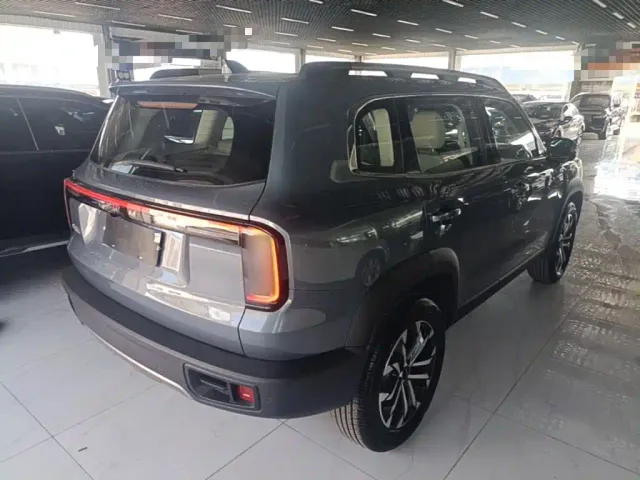 Haval Big Dog — Фото автомобиля 6