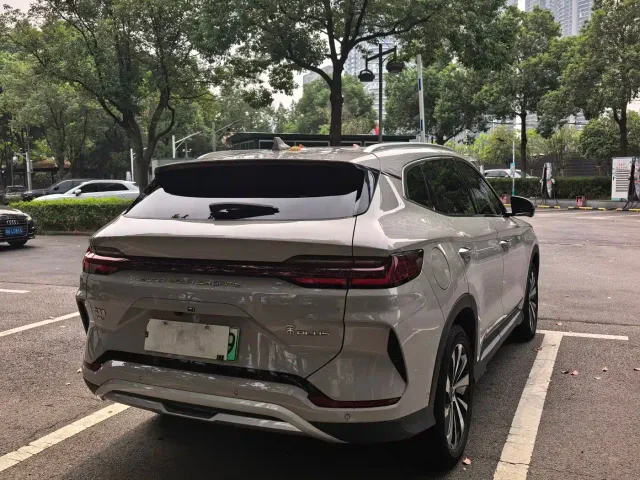 BYD Song PLUS — Фото автомобиля 5