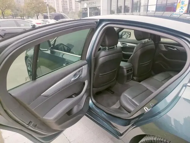 Cadillac CT5 — Фото автомобиля 25