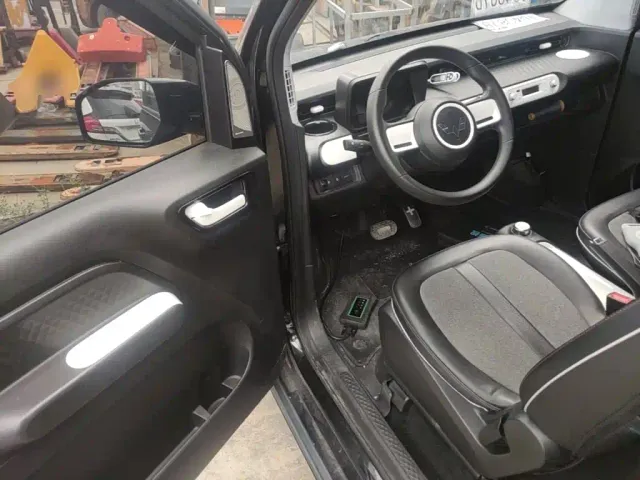 Wuling Hongguang Mini EV — Фото автомобиля 11