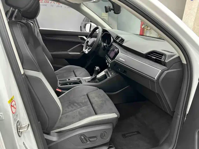 Audi Q3 — Фото автомобиля 18