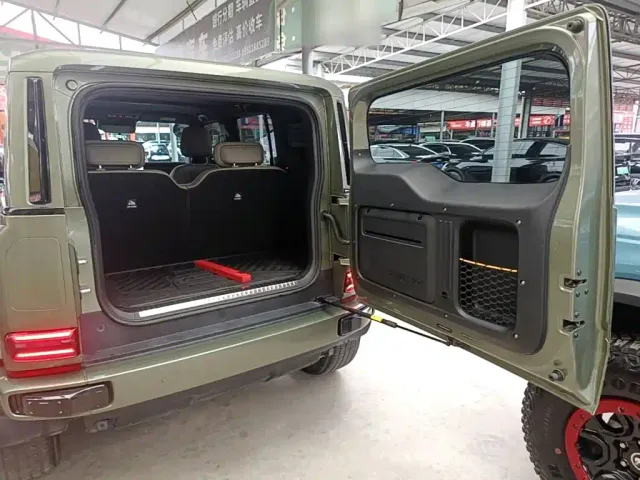 iCAR V23 — Фото автомобиля 18
