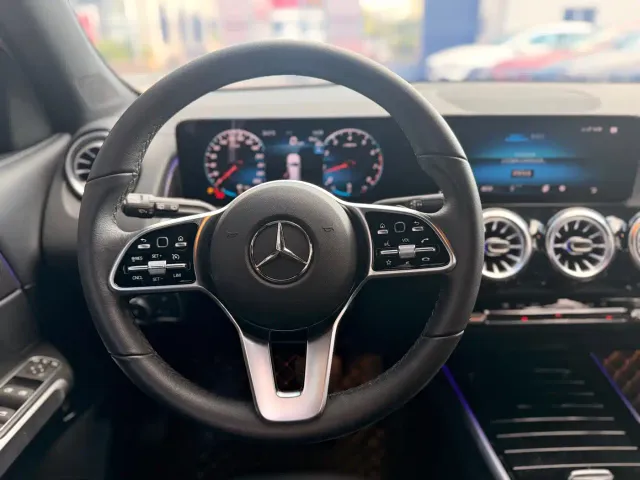 Mercedes-Benz GLB-Class — Фото автомобиля 20