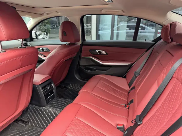 BMW 3 Series — Фото автомобиля 8