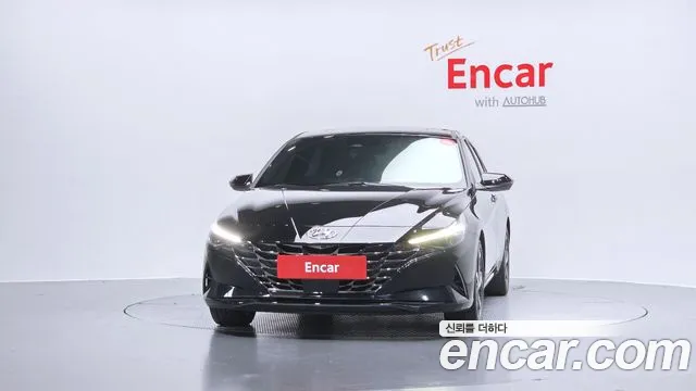 Hyundai AVANTE Avante (CN7) — Фото автомобиля 3