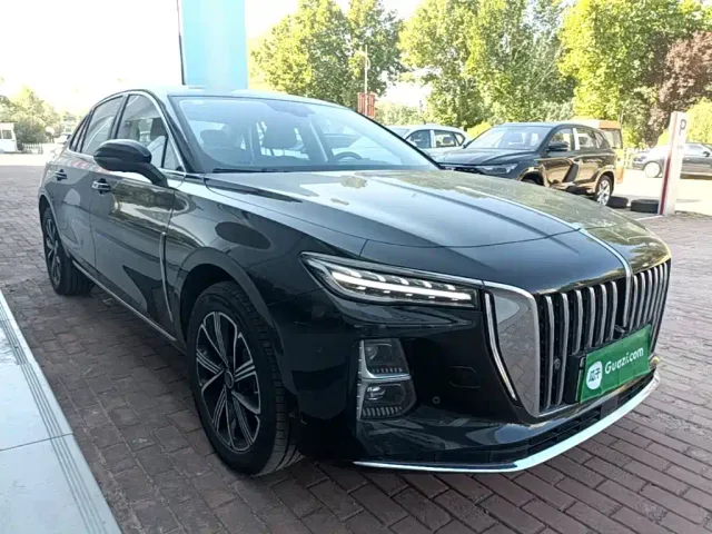 Hongqi H5 PHEV — Фото автомобиля 3