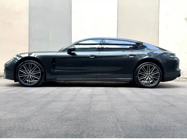 Porsche Panamera — Фото автомобиля 8
