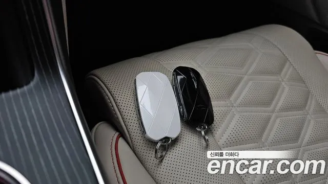 Genesis GV80 — Фото автомобиля 26