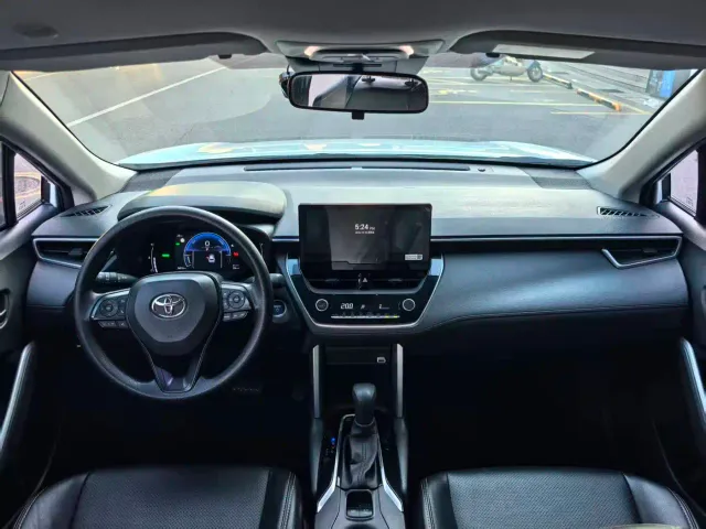 Toyota Corolla Cross — Фото автомобиля 9