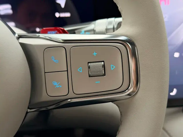 Denza Z9GT — Фото автомобиля 18