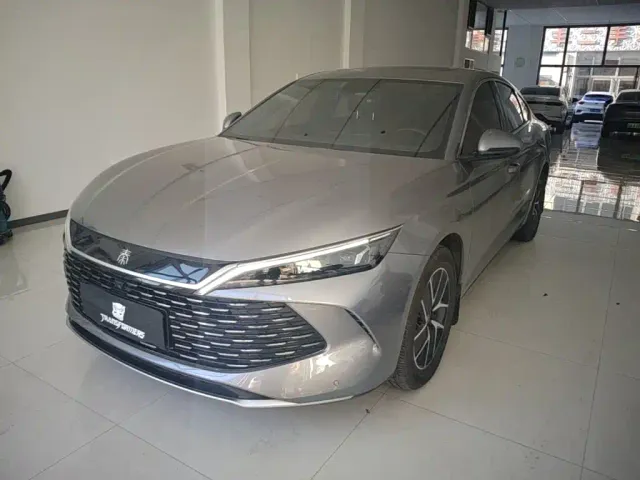 Фотография автомобиля — BYD Qin L