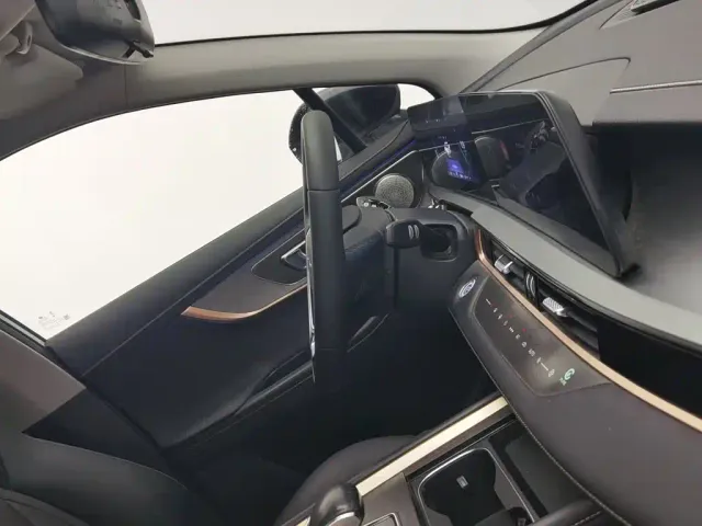 Chery Omoda 5 — Фото автомобиля 22