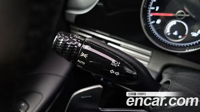 Hyundai Grandeur Новый Grandeur IG — Фото автомобиля 30