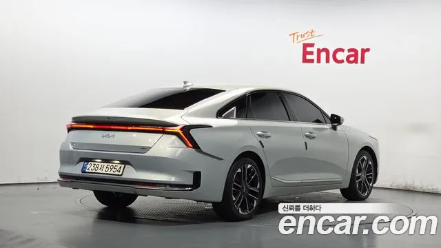 Kia K8 Signature — Фото автомобиля 2