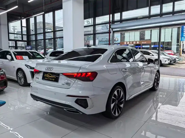Audi A3 — Фото автомобиля 14