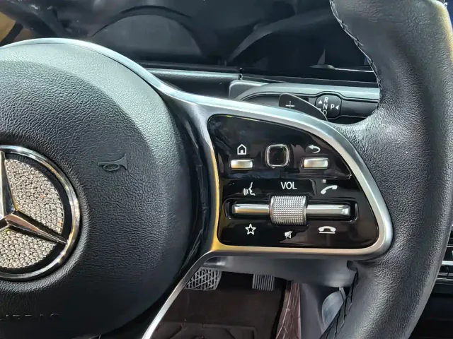 Mercedes-Benz GLB-Class — Фото автомобиля 9
