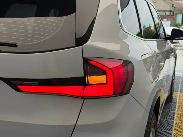 BMW X1 — Фото автомобиля 10