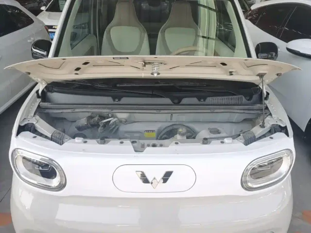Wuling Hongguang Mini EV — Фото автомобиля 19