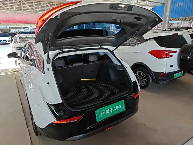 Buick Velite 6 — Фото автомобиля 18