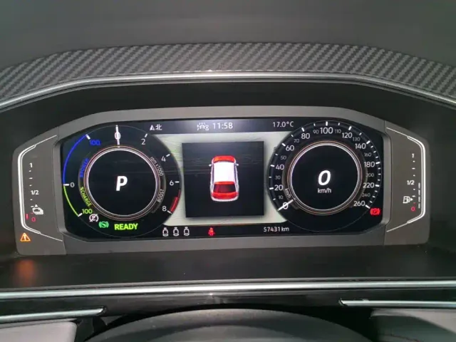 Volkswagen Tiguan L PHEV — Фото автомобиля 11