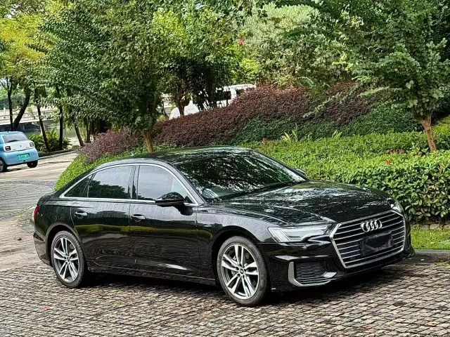 Audi A6L — Фото автомобиля 3