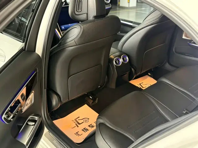 Mercedes-Benz C-Class — Фото автомобиля 7