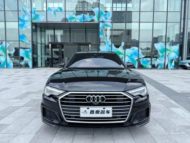 Audi A6L — Фото автомобиля 3