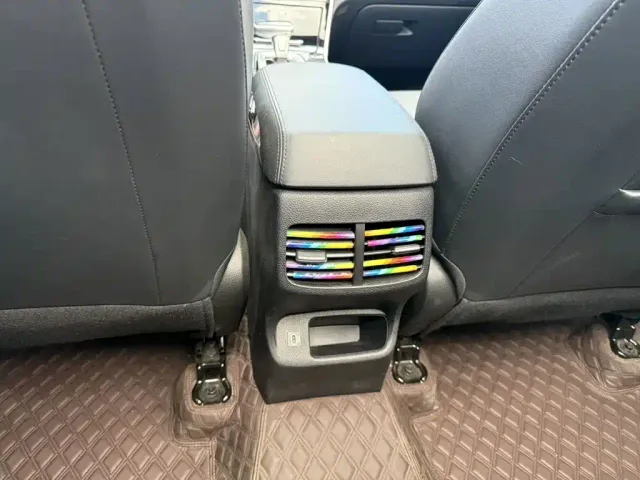 Kia Seltos — Фото автомобиля 17