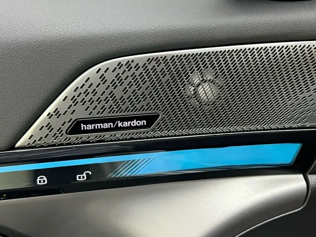 BMW 5 Series — Фото автомобиля 19