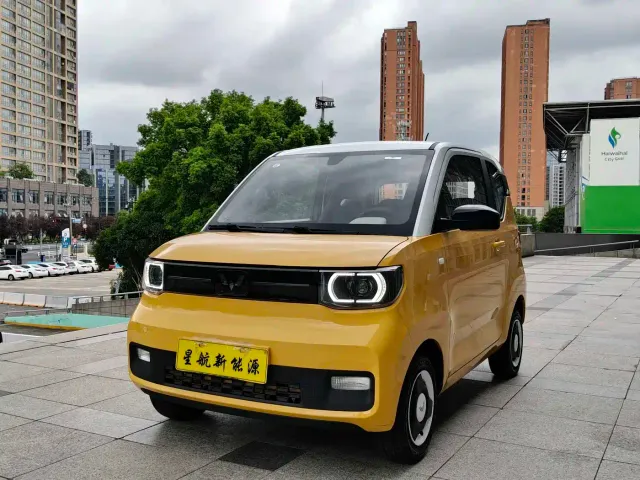 Фотография автомобиля — Wuling Hongguang Mini EV