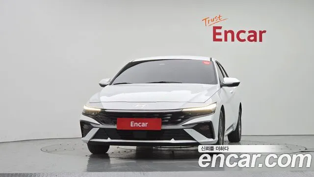 Hyundai Avante — Фото автомобиля 3