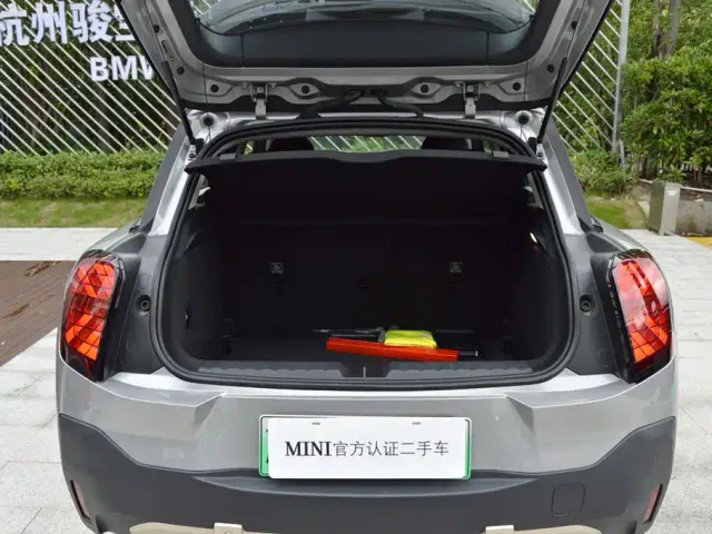 MINI Electric MINI ACEMAN — Фото автомобиля 6