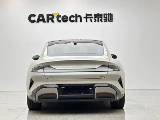 Xiaomi SU7 — Фото автомобиля 4