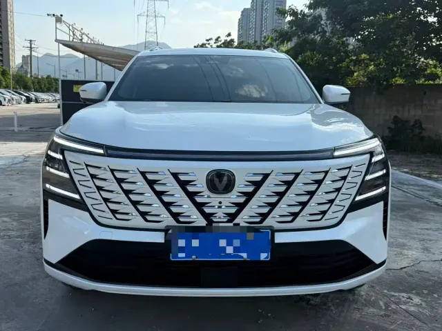 Changan CS75 Plus — Фото автомобиля 2