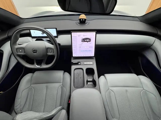 Nio ET5 Touring — Фото автомобиля 10