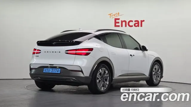 Genesis GV60 — Фото автомобиля 2