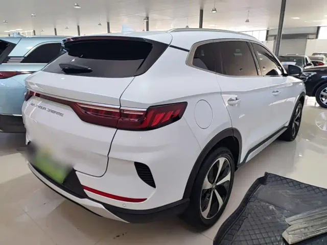 BYD Song PLUS — Фото автомобиля 6