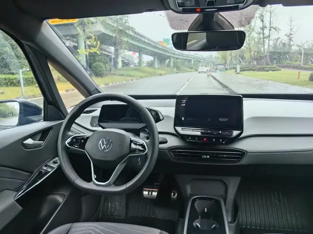 Volkswagen ID.3 — Фото автомобиля 11