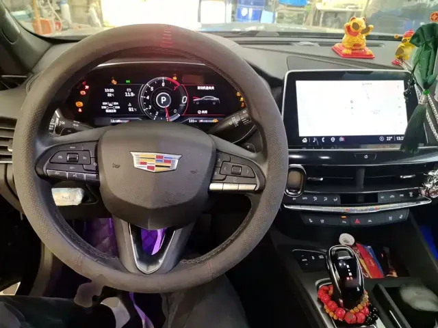 Cadillac CT5 — Фото автомобиля 10