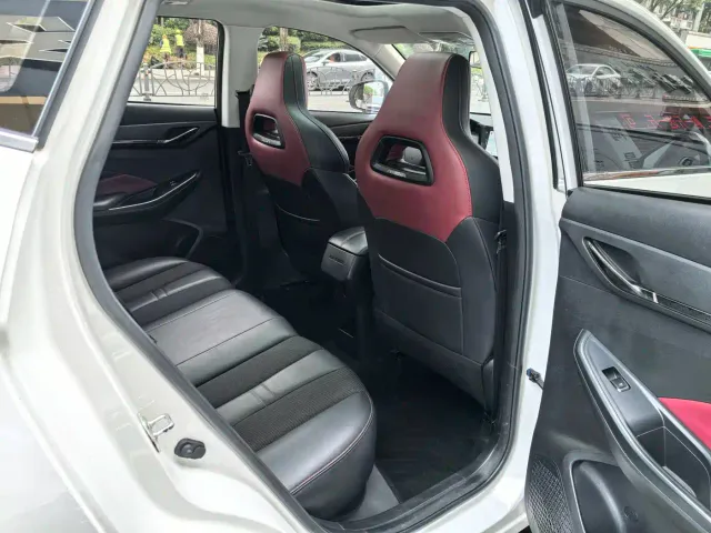 Changan Oushang X5 — Фото автомобиля 17