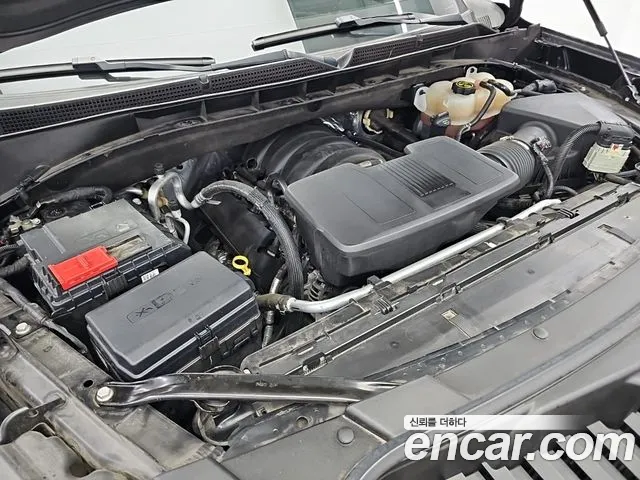Cadillac Escalade 5th Gen — Фото автомобиля 5