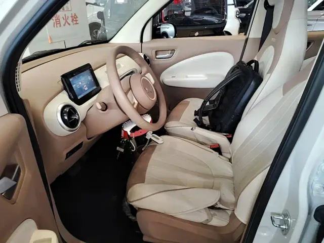 Wuling Hongguang Mini EV — Фото автомобиля 14