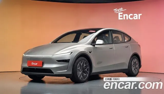 Фотография автомобиля — Tesla Model Y