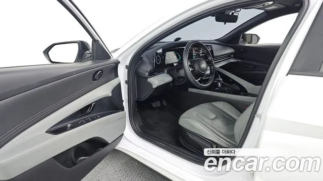 Hyundai Avante CN7 — Фото автомобиля 15