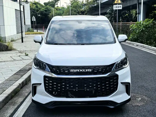 Maxus EUNIQ 5 — Фото автомобиля 4