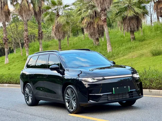 Leapmotor C16 — Фото автомобиля 3