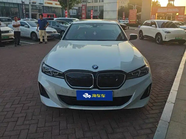 BMW i3 — Фото автомобиля 2